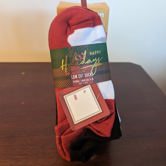 10 pack of holiday sock - Picture 1 of 3